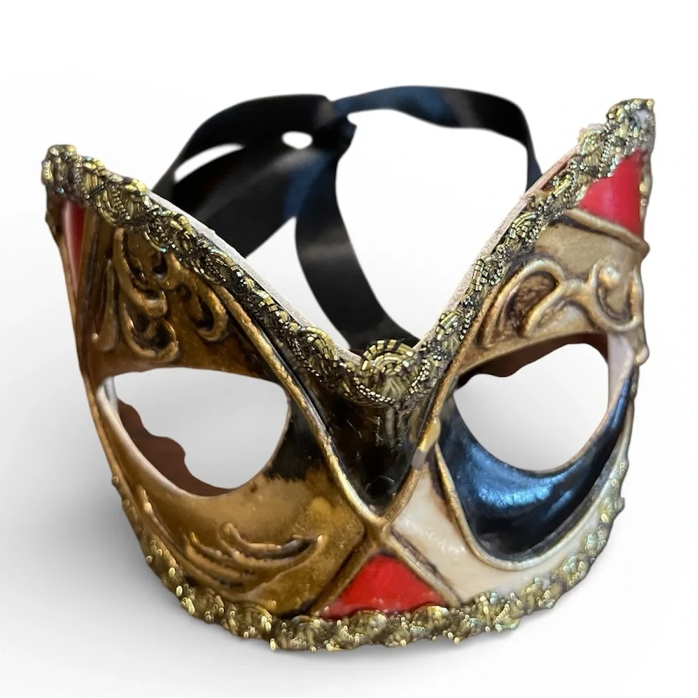 ✨Gold and Black Masquerade Mask. Authentic Venetian Mask